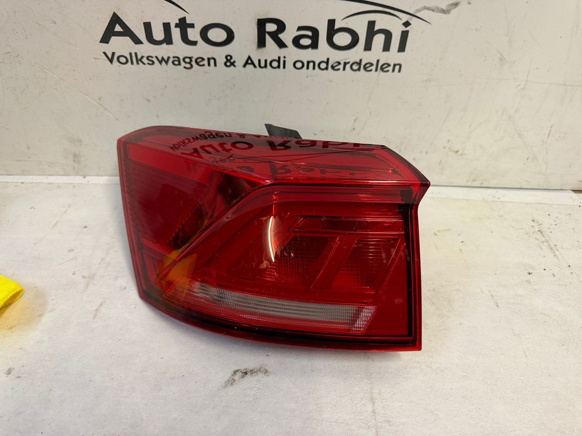 VW T-roc achterlicht 2ga945095 links, Auto-onderdelen, Gebruikt, -, -, Ophalen of Verzenden