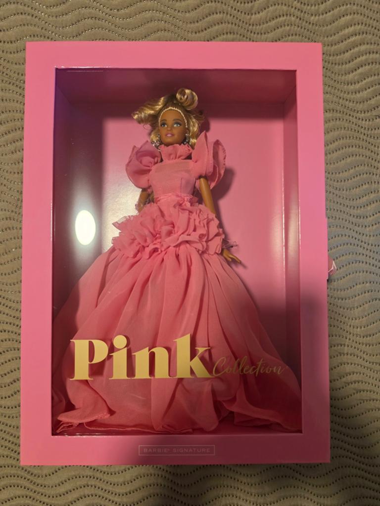 Barbie Silkstone Pink Collection NRFB, Verzamelen, Ophalen of Verzenden, Nieuw, Fashion Doll