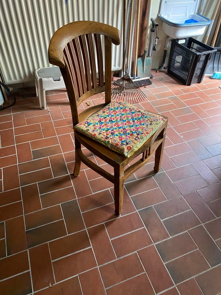 Leuke robuuste teak stoelen, Antiek en Kunst, Antiek | Meubels | Stoelen en Banken, Ophalen