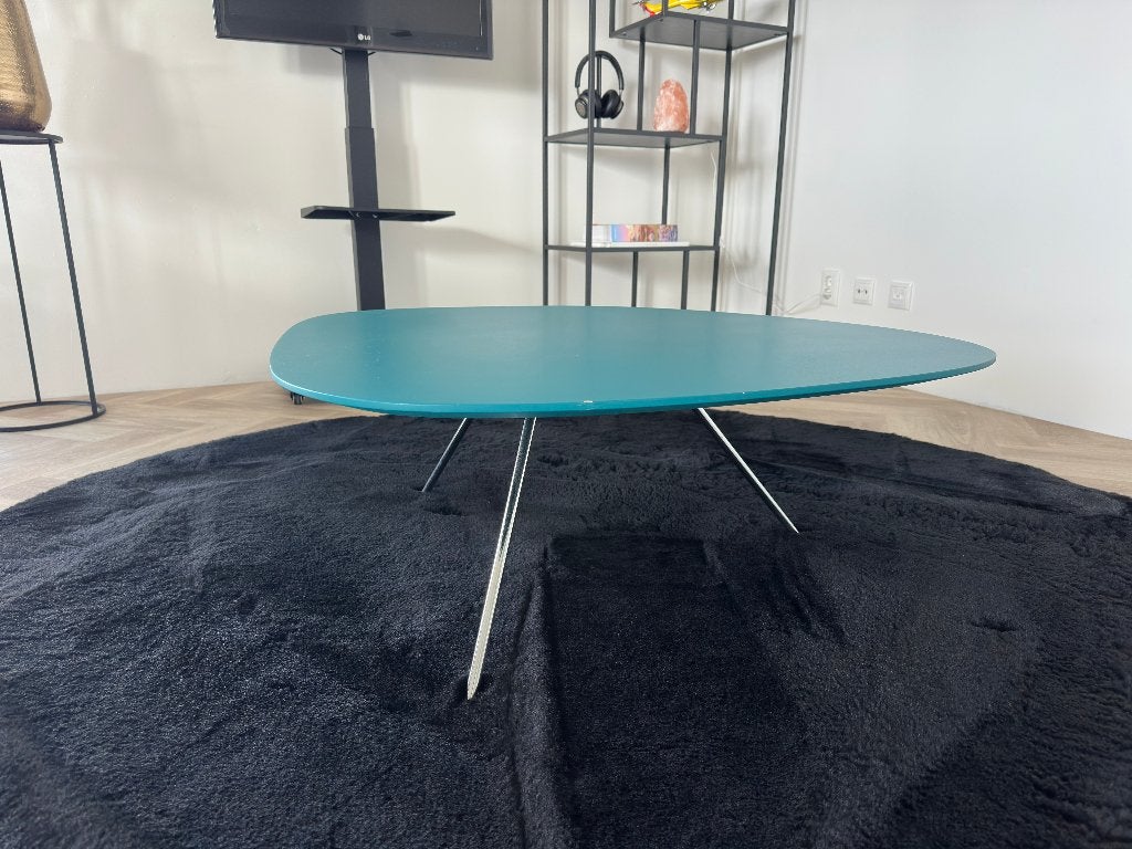 Leolux Liliom Salontafel 3-hoek, Ophalen, Minder dan 45 cm, Gebruikt, Rond