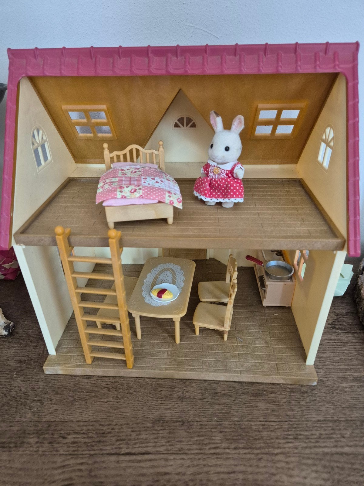 Sylvanian Families Cosy Cottage en nog meer, Ophalen, Zo goed als nieuw, Poppenhuis