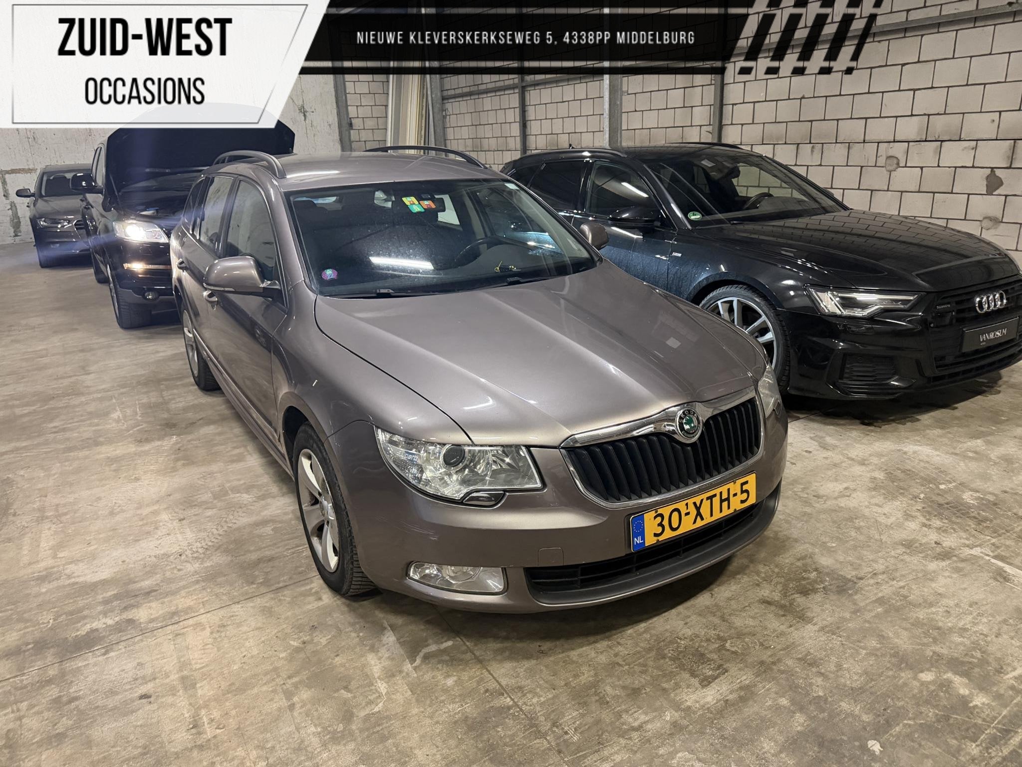 Skoda Superb Combi 2.0 TDI Greentech Active Business Line EX, Auto's, Skoda, Euro 5, Stof, Zwart, 4 cilinders