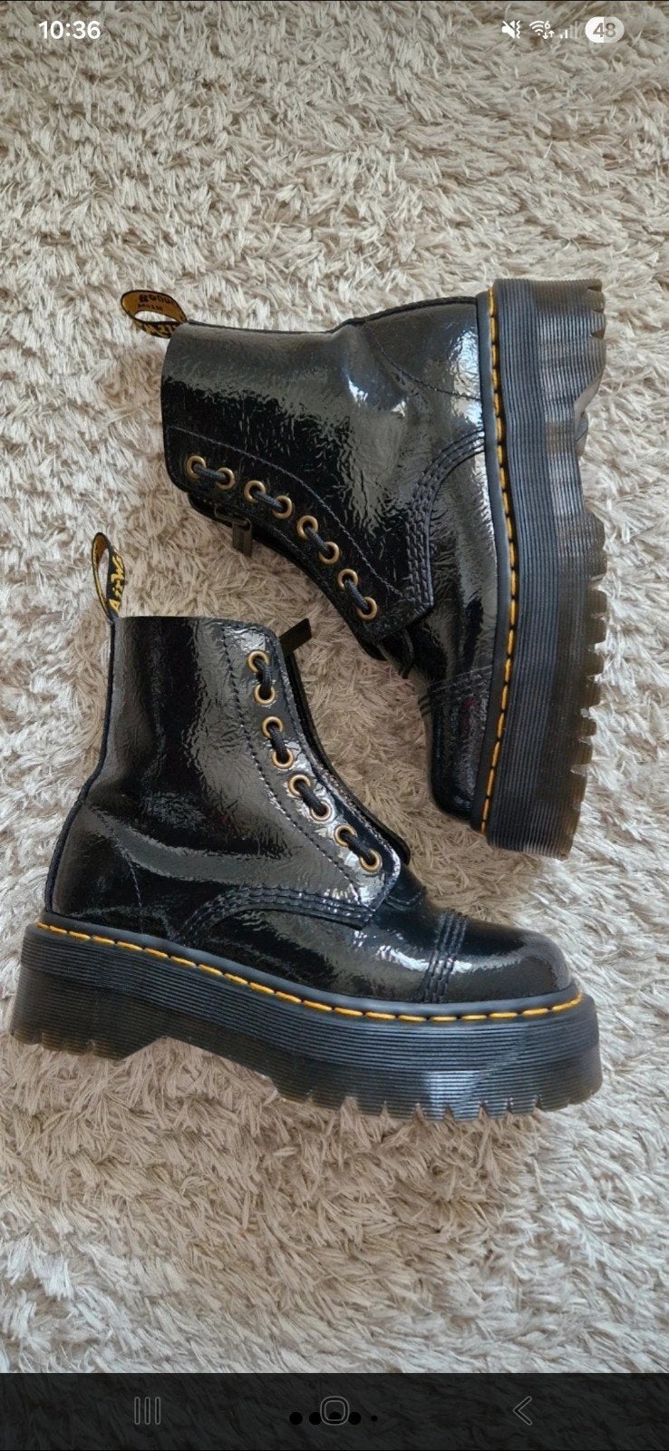 DR Martens - Zo goed als nieuw, Zwart, Lage of Enkellaarzen, Ophalen of Verzenden, Dr. Martens