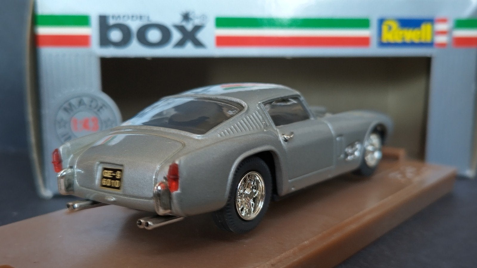 Ferrari 250 GT Stradale 1956 1:43 Box Revell Pol, Overige merken, Auto, Verzenden, .