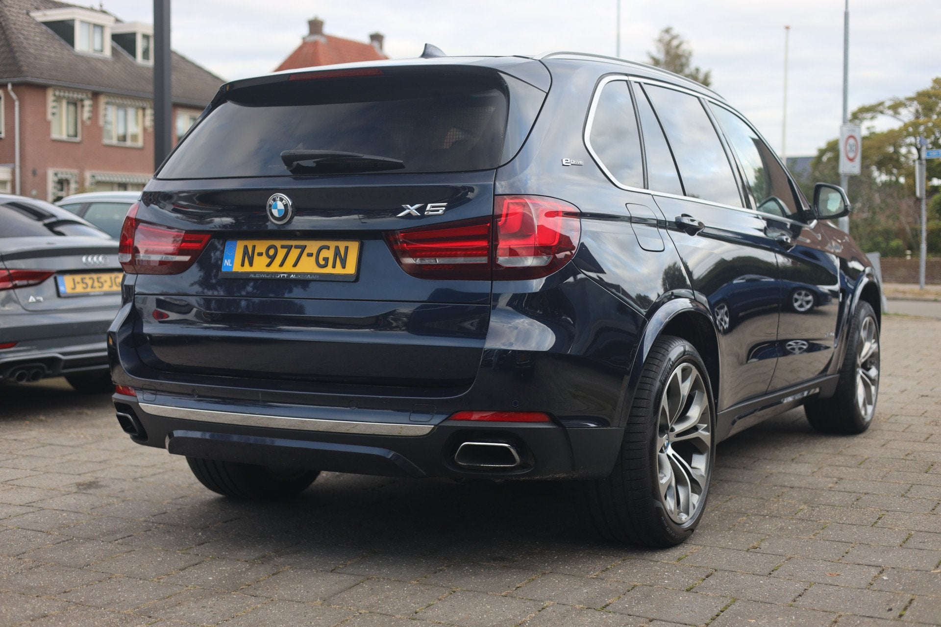 BMW X5 xDrive40e iPerformance M Sport Edition | Pano | Camer, Auto's, Dealer onderhouden, Gebruikt, 4 cilinders, Blauw