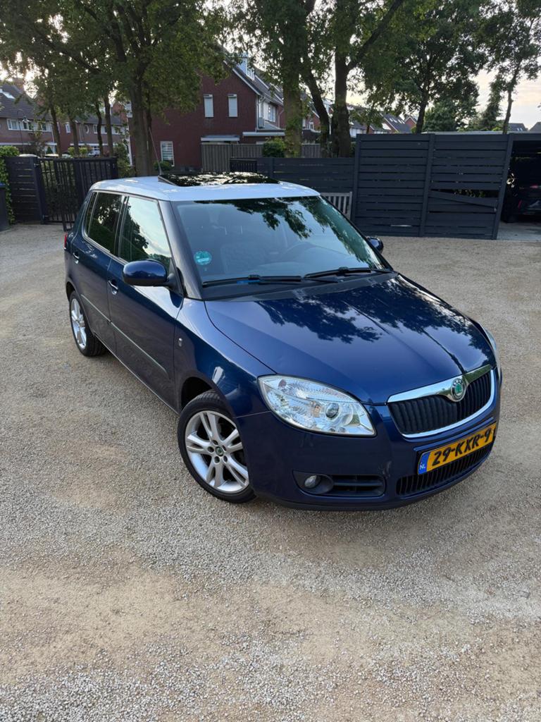 Skoda Fabia 1.2 51KW 2010 Blauw, Voorwielaandrijving, Stof, 40 €/maand, Blauw