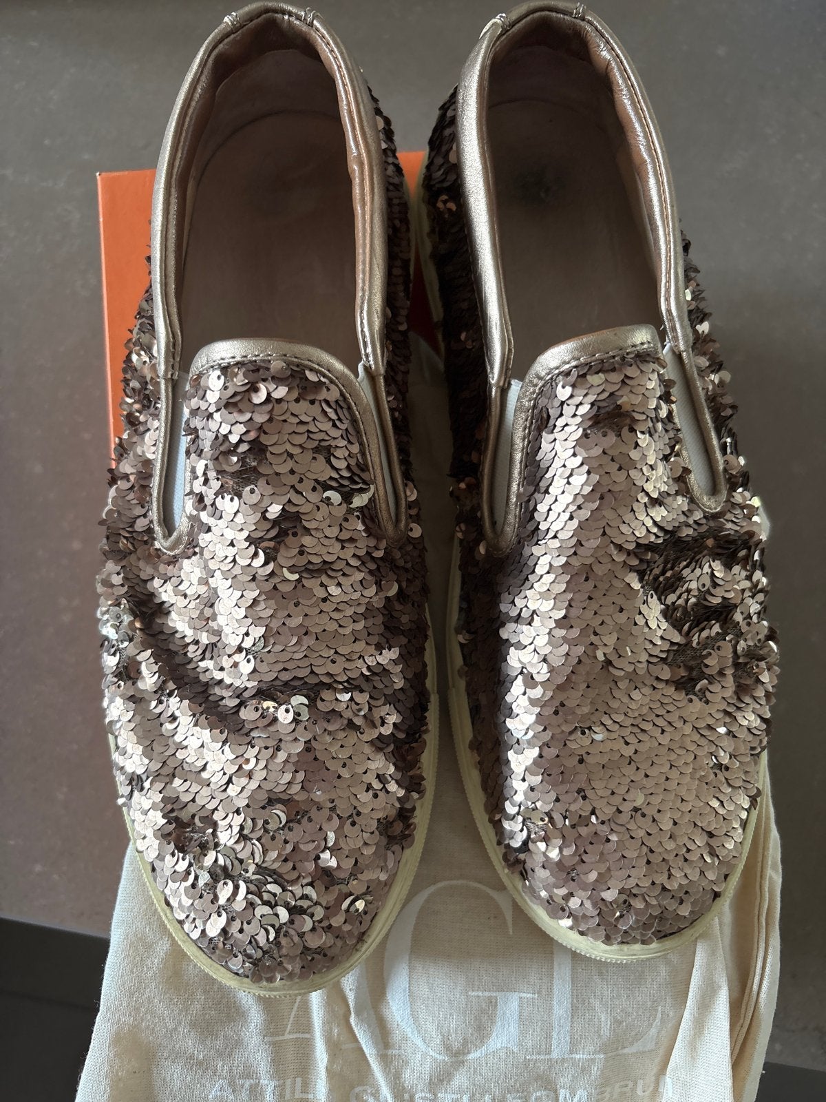 AGL Loafers Maat 40 - Glinsterende Instappers, Ophalen of Verzenden, Gedragen, Overige kleuren, Instappers
