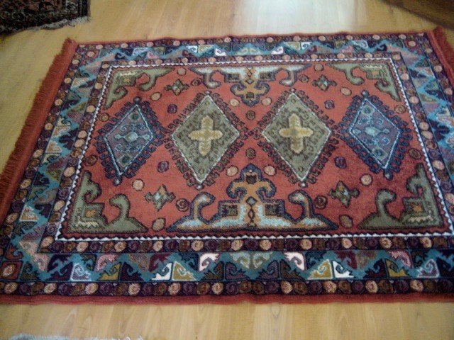 SMYRNA TAFELKLEED ,MOOI PATROON EN WARME KLEUREN, Huis en Inrichting, 100 tot 150 cm, Ophalen of Verzenden, Zo goed als nieuw