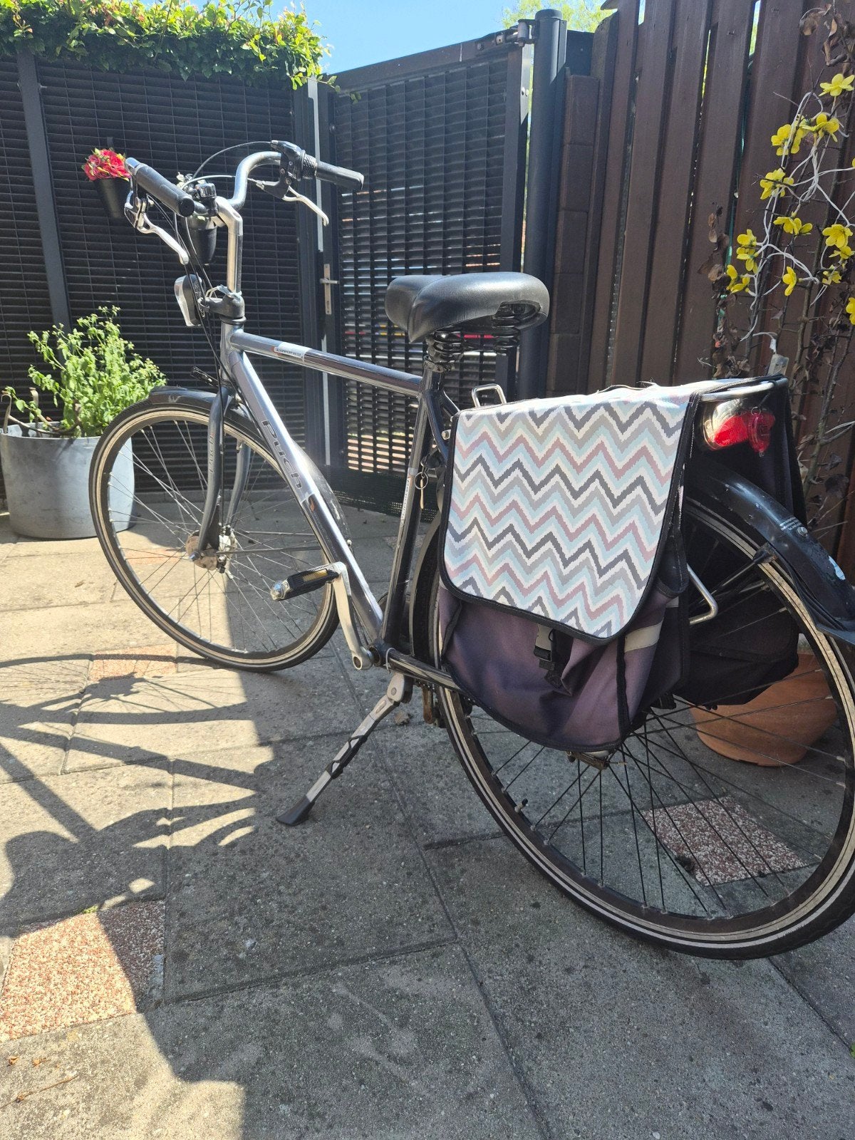 Gebruikte  stadsfiets met fietstas, Velgrem, Versnellingen, Ophalen, Overige merken
