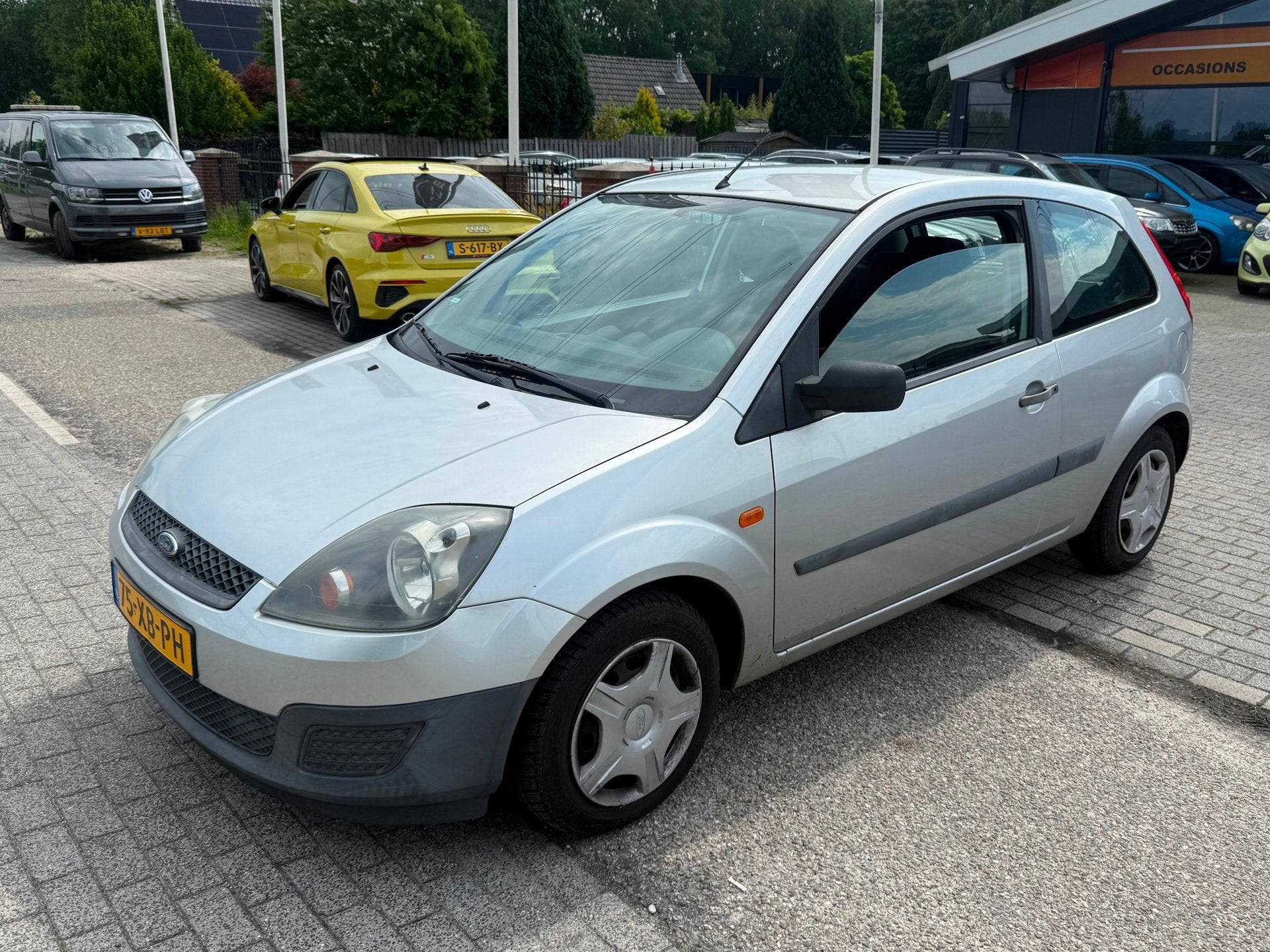 Ford Fiesta 1.3-8V Champion AIRCO/NAP/APK TOT 29-12-2026, 1299 cc, Stof, Zwart, 4 cilinders