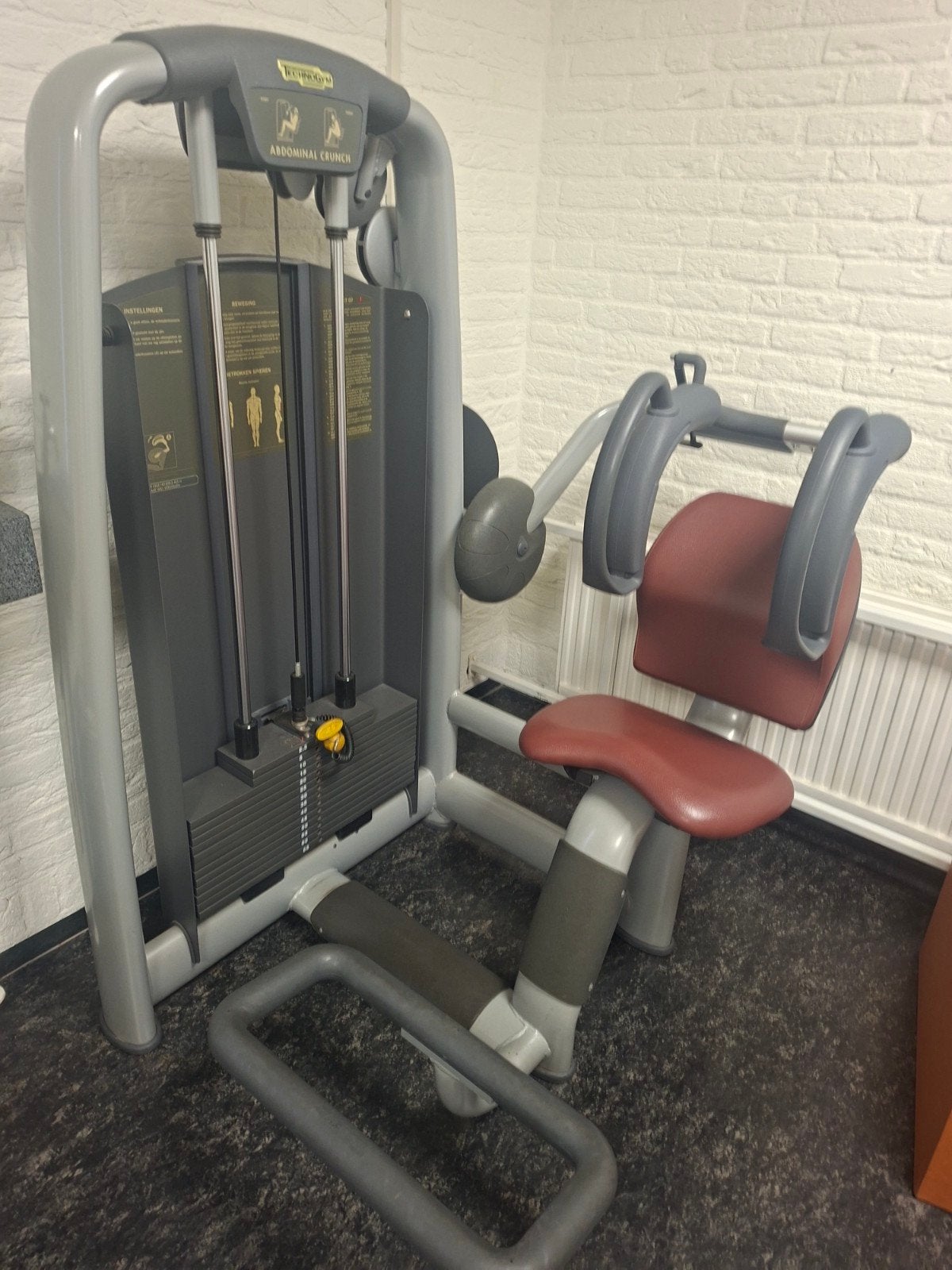 Technogym Abdominal Crunch Krachtstation, Ophalen, Krachtstation, Zo goed als nieuw, Buik
