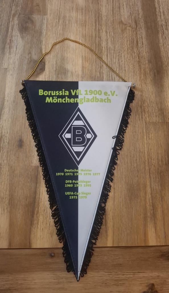 Borussia Mönchengladbach vaantje, Verzamelen, Sportartikelen en Voetbal, Ophalen of Verzenden, Zo goed als nieuw, Buitenlandse clubs