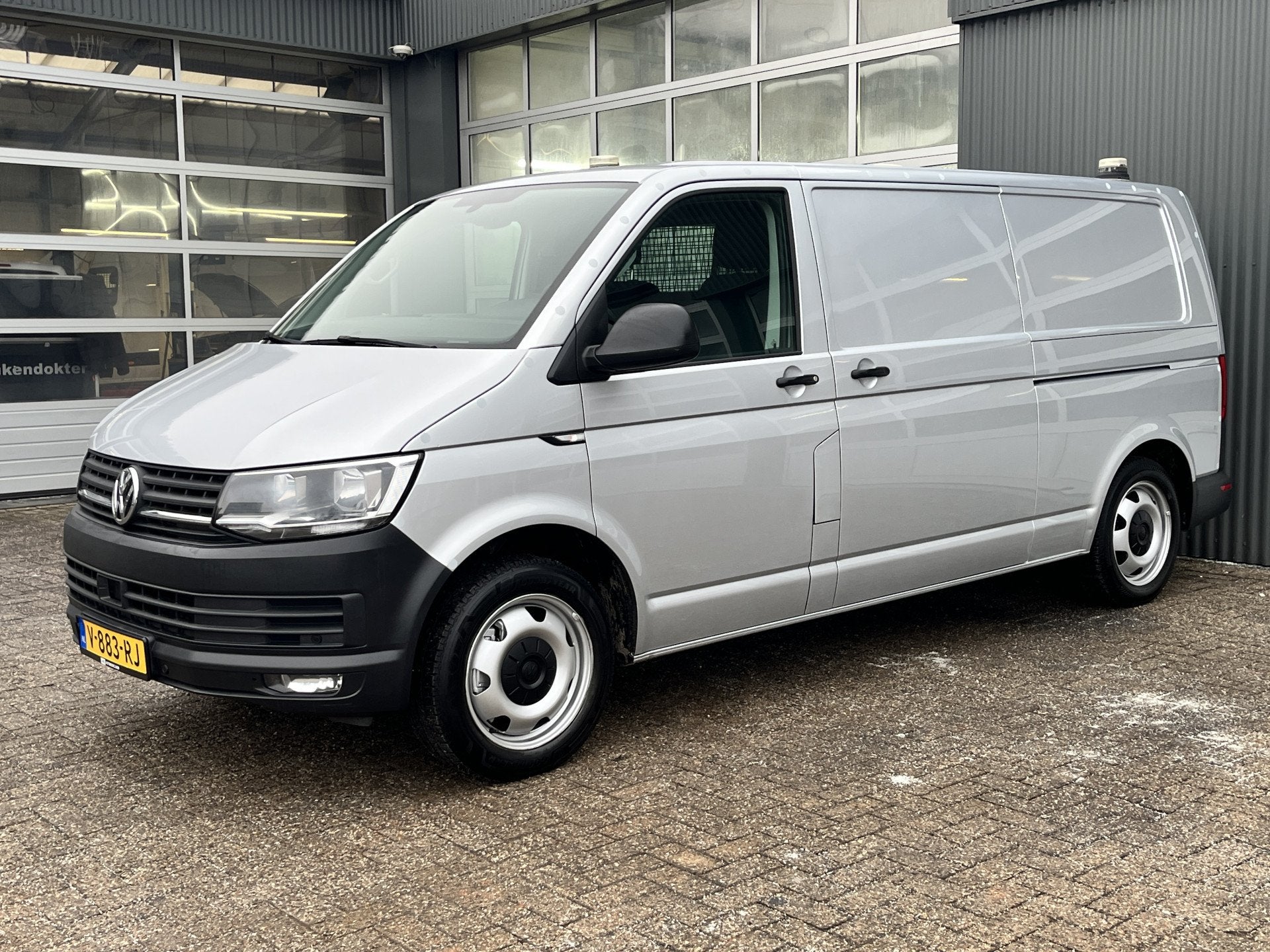 Volkswagen Transporter 2.0 TSI L2H1 204pk DSG Automaat Dubbe, Auto's, Stof, Gebruikt, 4 cilinders, 1984 cc