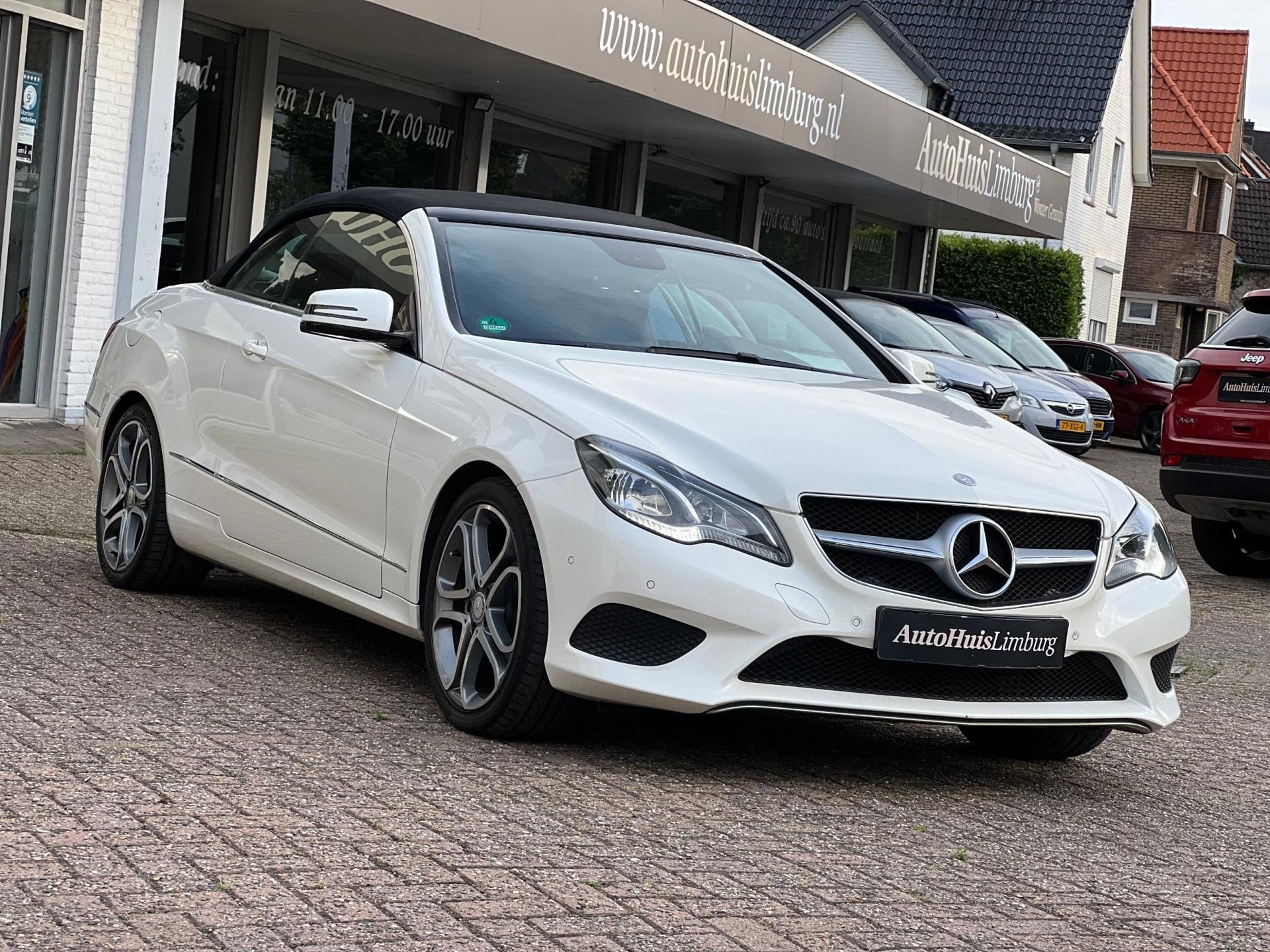 Mercedes-Benz E-klasse Cabrio 200 Edition Sport|Nieuwstaat!|, Auto's, Automaat, Dealer onderhouden, Achterwielaandrijving, Gebruikt