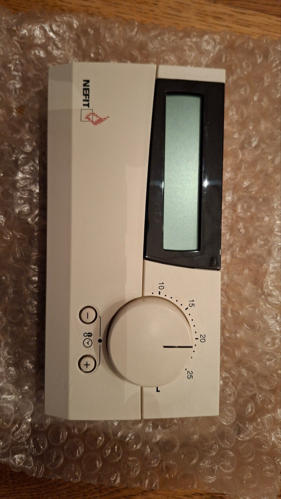 Nefit ModuLine 300 Kamerthermostaat - V2.2, Ophalen of Verzenden, Slimme thermostaat, Zo goed als nieuw