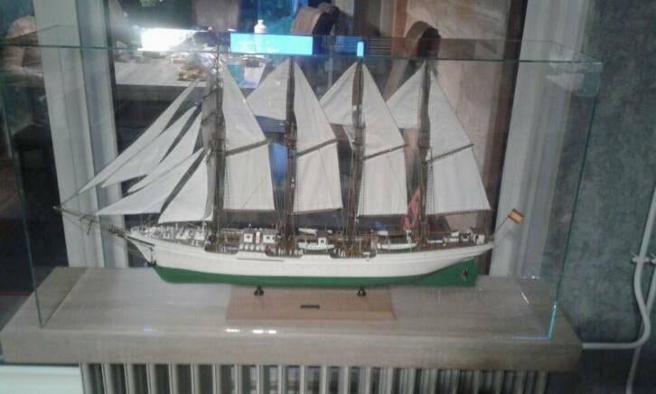 Glazen vitrines maatwerk NIEUW, Ophalen, Nieuw, Info@terraglas.nl, Terraglas