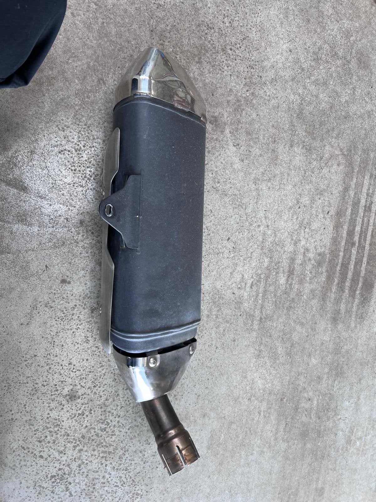 Suzuki Motor Uitlaat - Gebruikt, Ophalen, Gebruikt