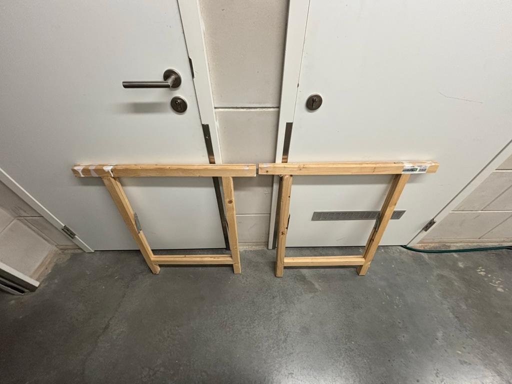 2x houten schragen - handig voor klussen, Ophalen of Verzenden, Gebruikt