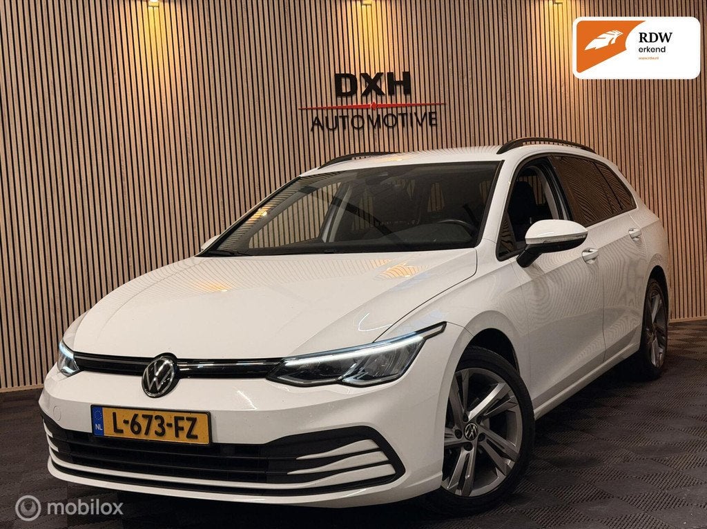 Volkswagen Golf Variant 1.0 eTSI Life BTW! DSG VIRTUAL CARPL, Auto's, Volkswagen, Stof, Gebruikt, 19 km/l, 1265 kg