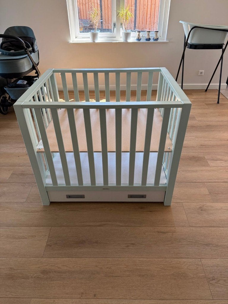 Baby box GRATIS, Ophalen, Gebruikt, Rechthoekig, Lade