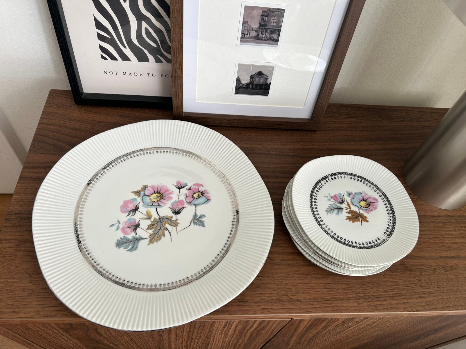 Prachtig vintage gebak set, Ophalen of Verzenden, Zo goed als nieuw, Overige stijlen, Bord(en)