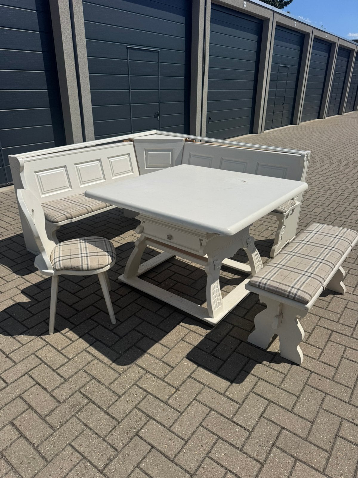 Duitse eethoek wit, opknapper, Ophalen, Gebruikt, Duits, 4 tot 6 stoelen