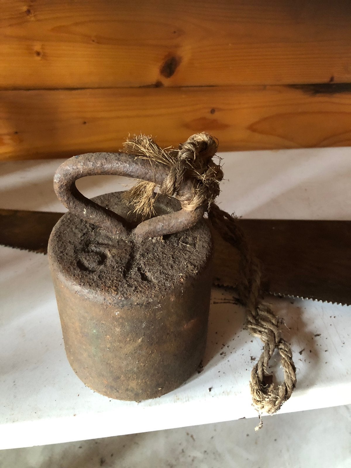 Antiek gietijzeren basculegwicht 5 kg, Ophalen of Verzenden, Zo goed als nieuw