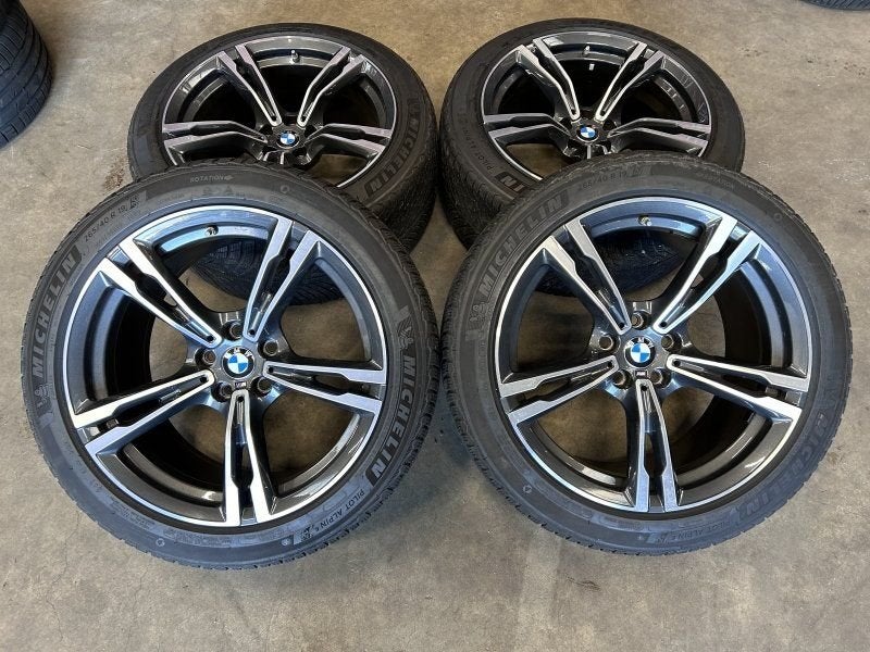 19 inch originele velgen + winterbanden BMW M5 M8 style 705, Gebruikt, -, -, Banden en Velgen