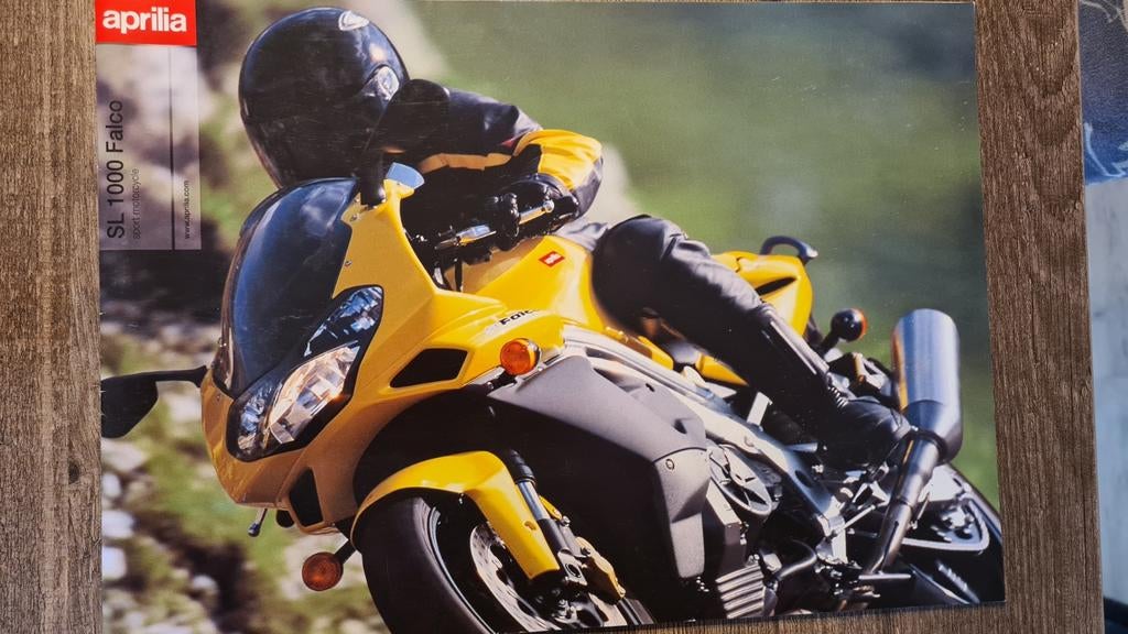 Aprilia SL 1000 Falco brochure, Ophalen of Verzenden