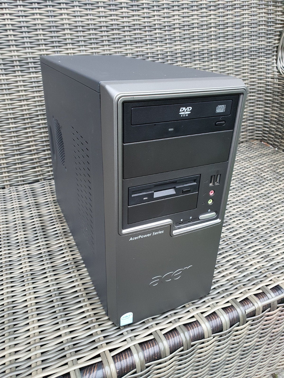 Acer pc kast Windows xp, Computers en Software, Ophalen, Onbekend