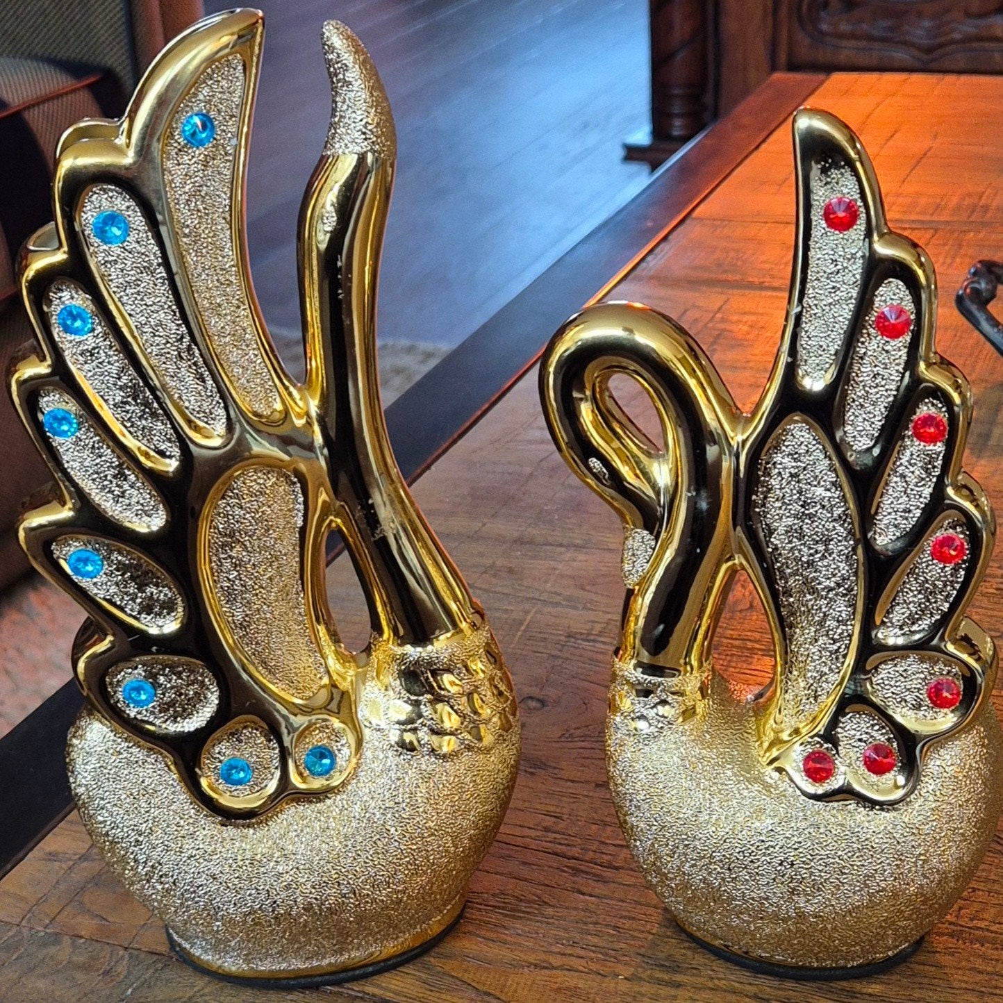 Decoratieve Zwanenbeeldjes met Glitter en Edelstenen, Antiek en Kunst, Ophalen of Verzenden