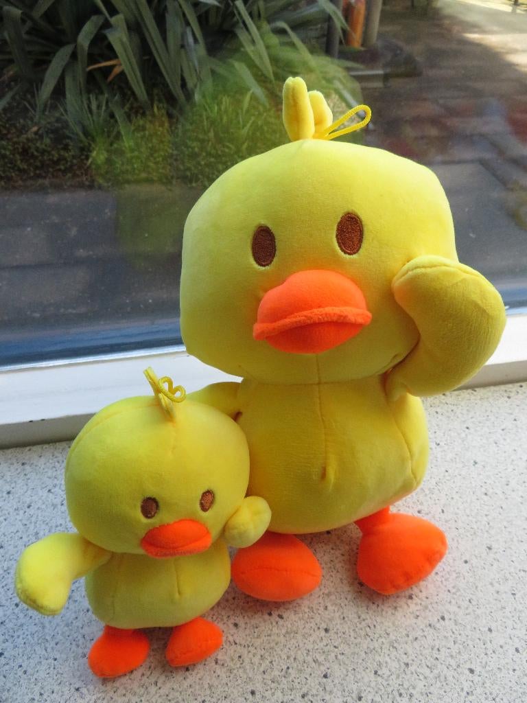 Eend en eendje merk Berentoys ca 18 cm en ca 34 cm totaal, Ophalen of Verzenden, Zo goed als nieuw, Eend