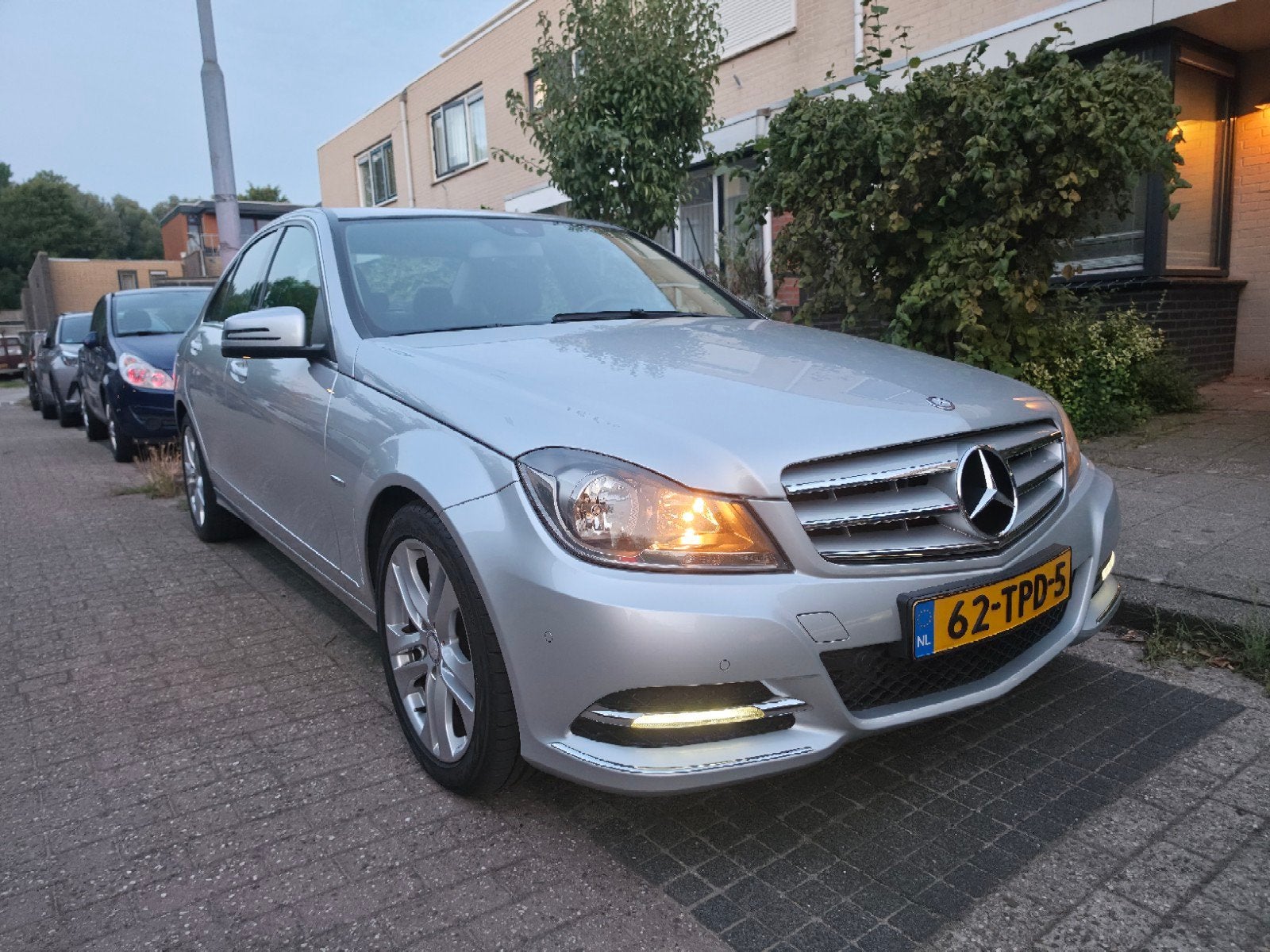 Mercedes-Benz C-Klasse C180 Avantgarde | Facelift! | NL-AUT, Euro 5, 1800 kg, Zwart, Handgeschakeld