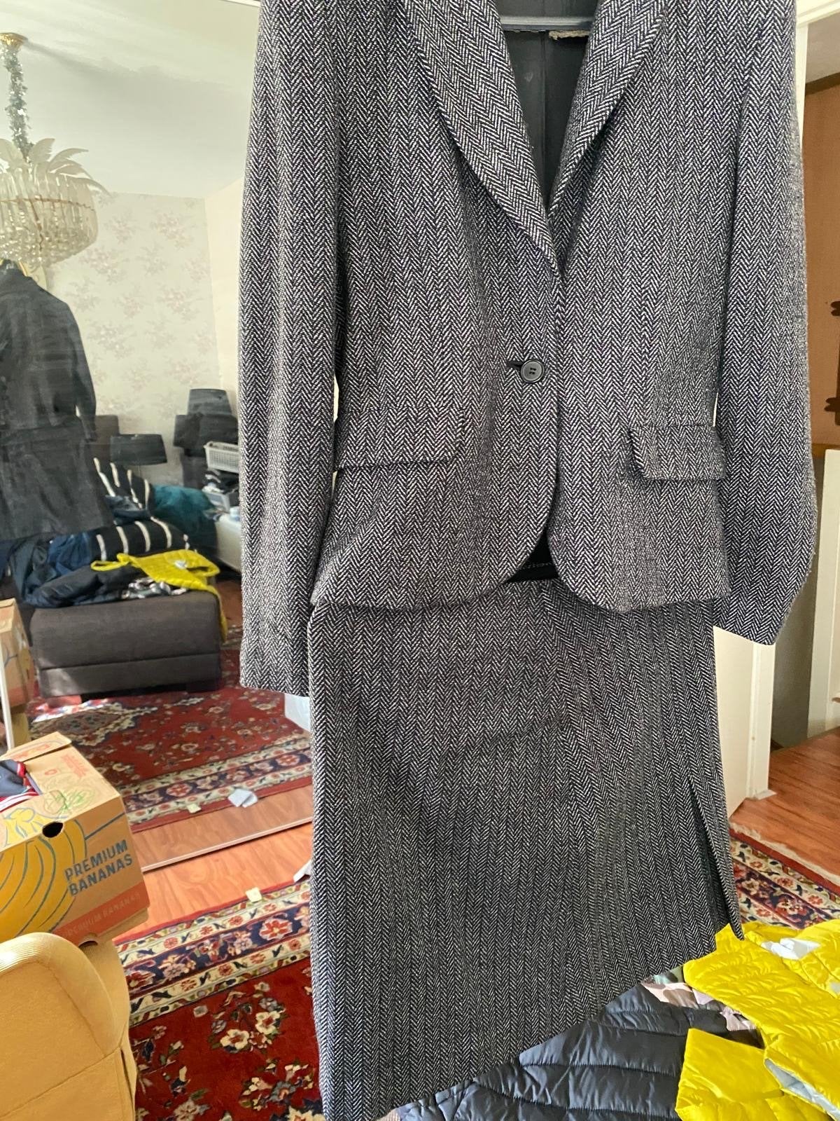 Kookai Tweed Jasje en Rok Set - Zo goed als nieuw, Kostuum of Pak, Zwart, Maat 42/44 (L), Ophalen of Verzenden