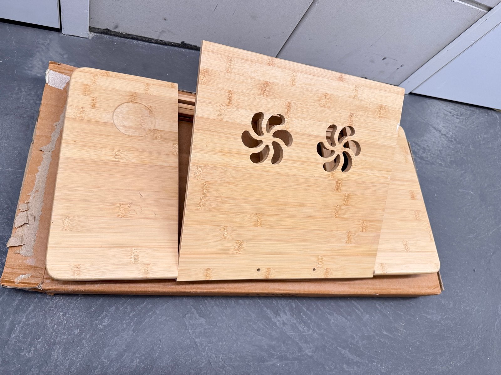 Songmics Laptoptafel Bamboe - Nieuw in doos, Computers en Software, Laptoptafels, Nieuw, In hoogte verstelbaar, Ophalen of Verzenden