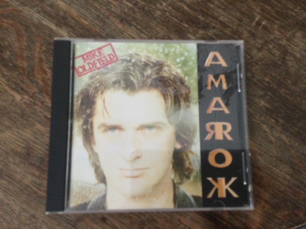CD Mike Oldfield Amarok, Ophalen of Verzenden, Zo goed als nieuw