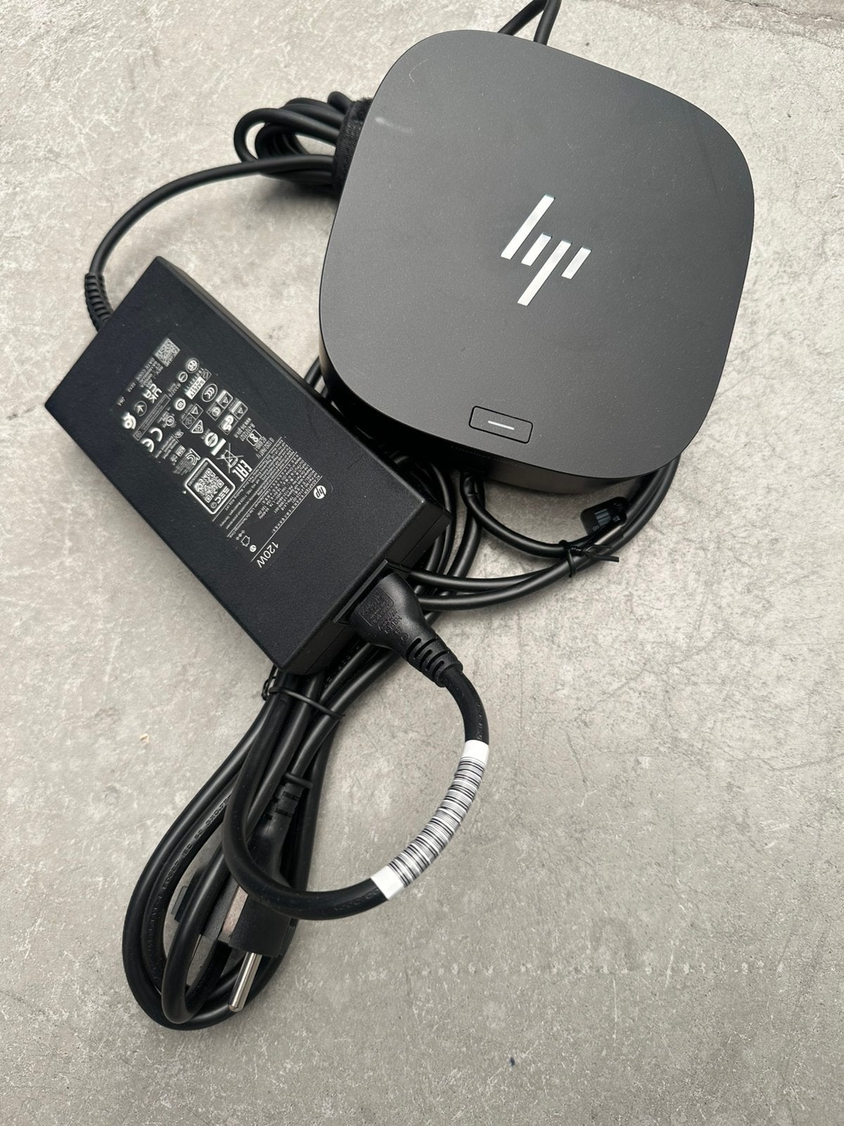 HP USB-C/A Universal Dock G2, Computers en Software, Ophalen of Verzenden, Zo goed als nieuw, USB-hub, Laptop