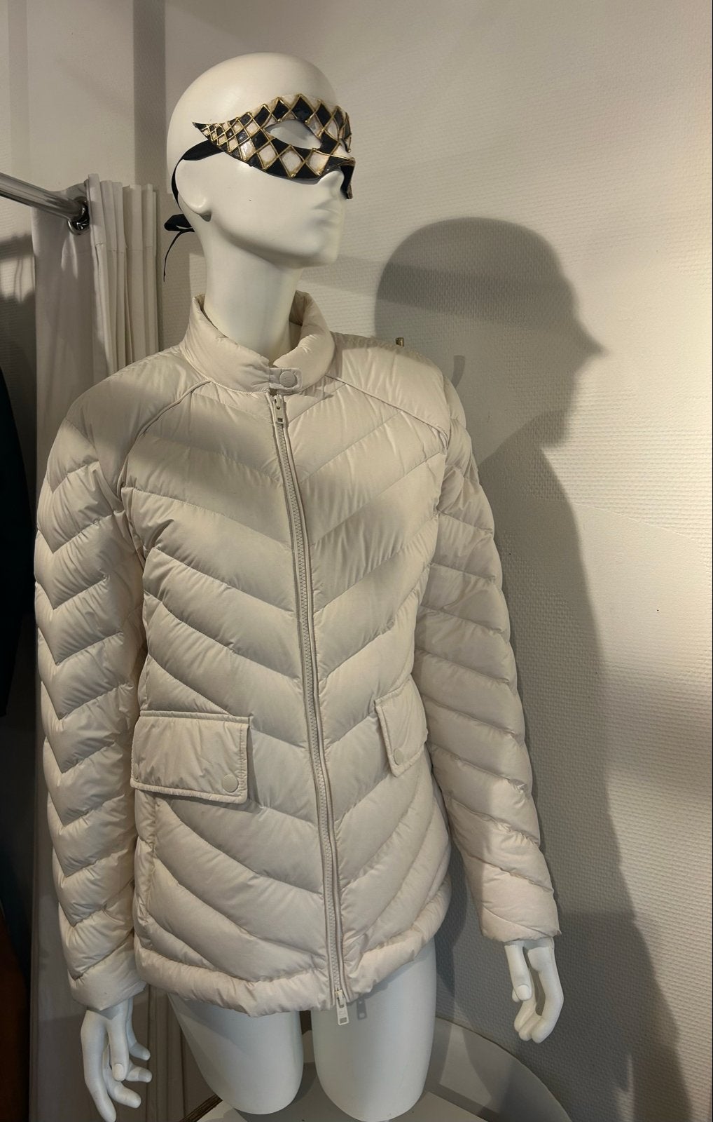 Woolrich Winterjas Crèmekleurig Maat 44, Wit, Maat 42/44 (L), Ophalen of Verzenden, Zo goed als nieuw
