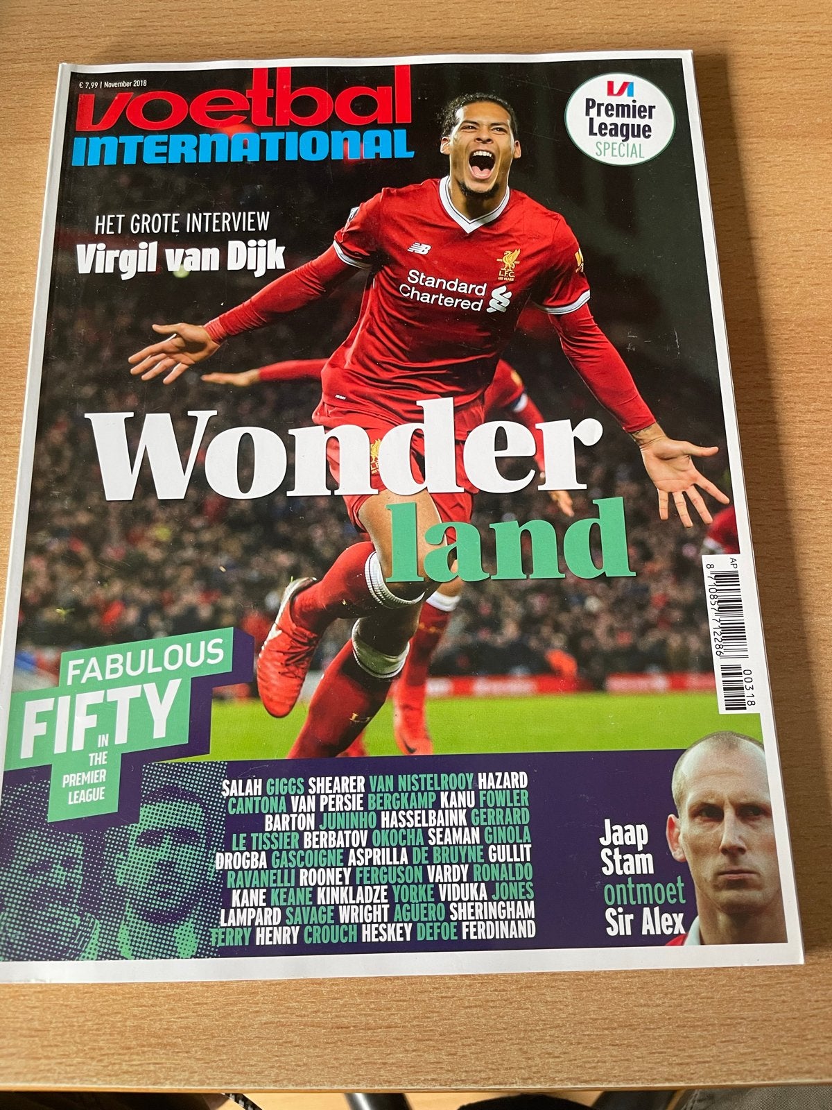 Voetbal International November 2018 - Virgil van Dijk, Verzenden, Zo goed als nieuw, Sport en Vrije tijd