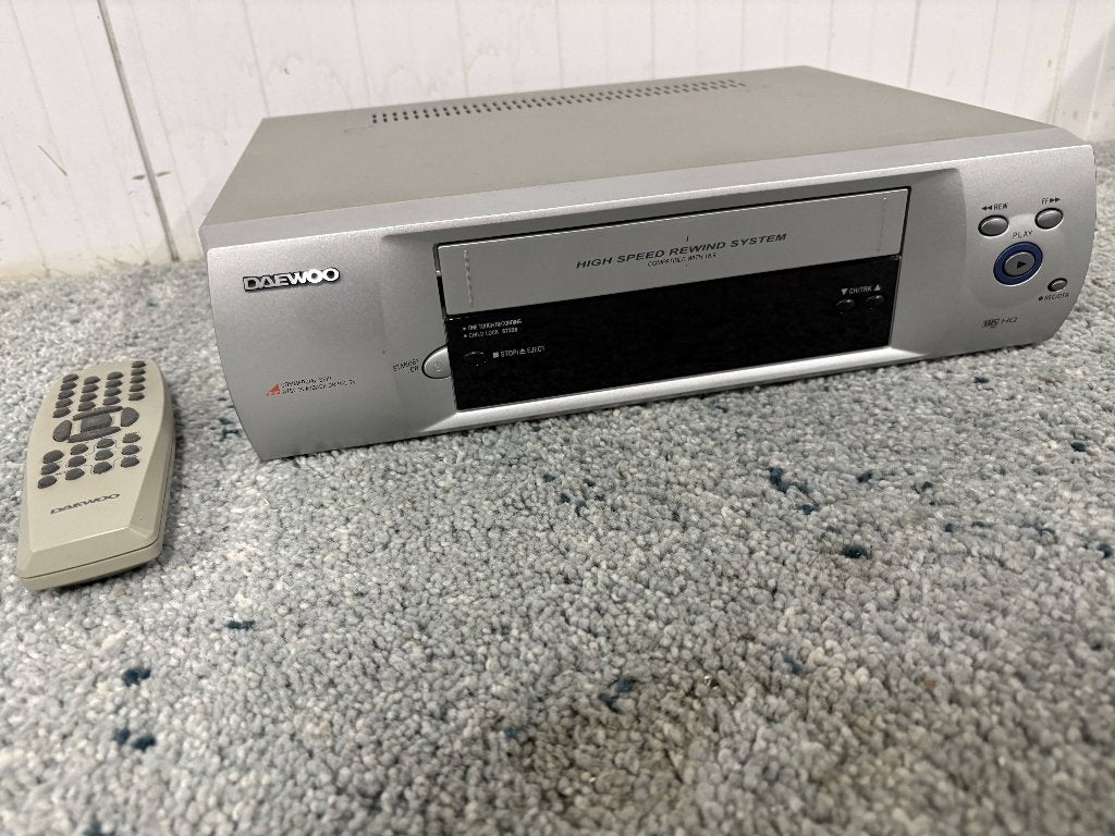 Daewoo VHS-speler + remote jaren 90 - 2000, Ophalen of Verzenden, Gebruikt, VHS-speler of -recorder