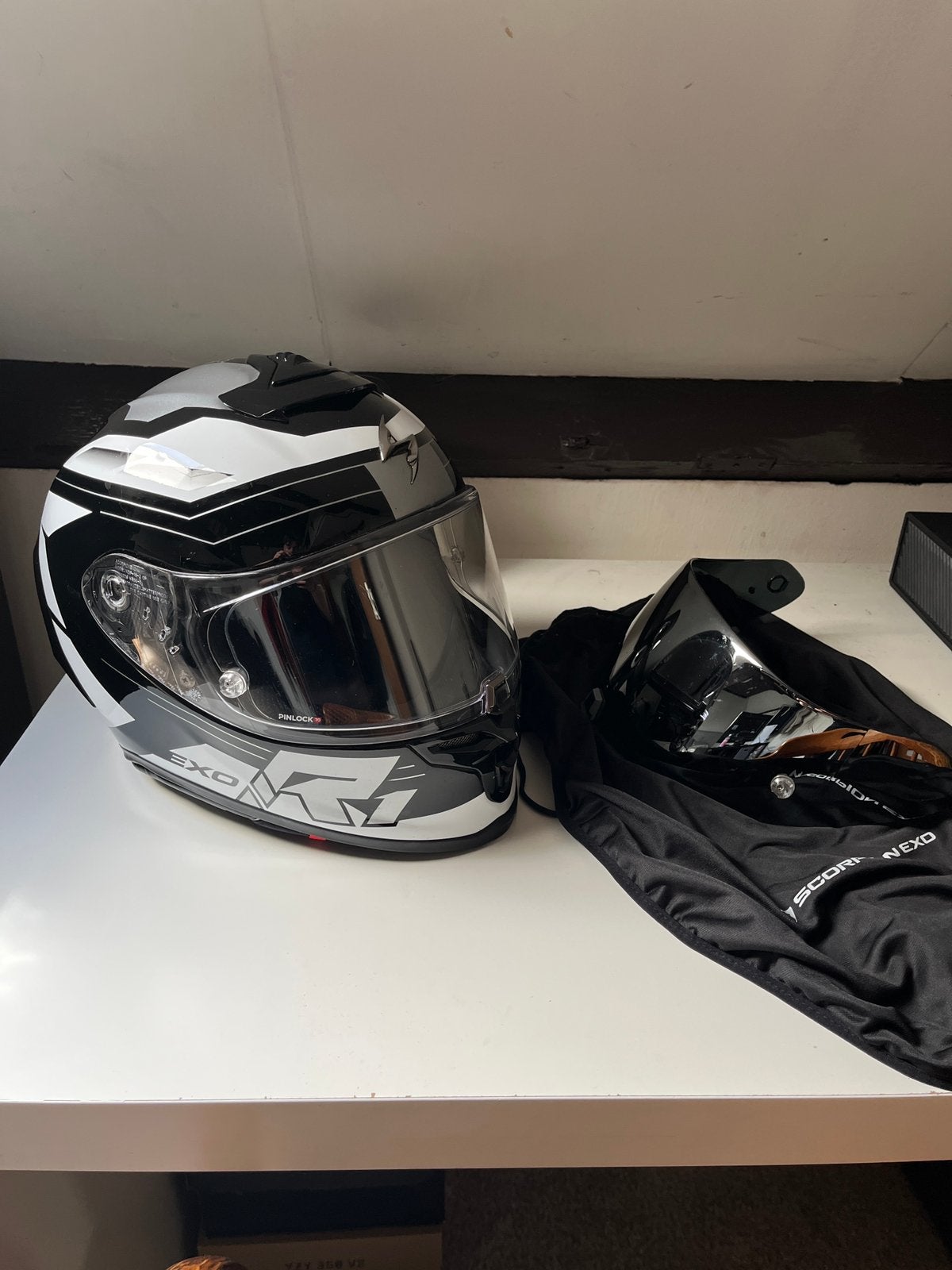 Scorpion exo r1 maat M, Overige merken, M, Integraalhelm, Tweedehands
