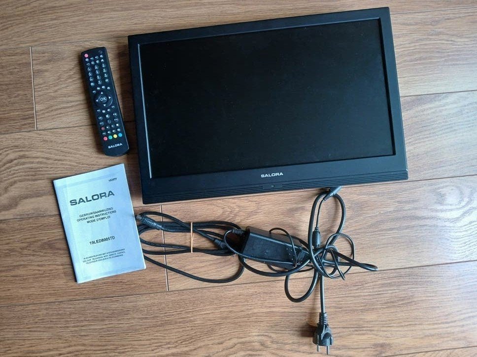 Salora 19 inch TV met ingebouwde DVD-speler, 50 Hz, 40 tot 60 cm, Smart TV, Ophalen