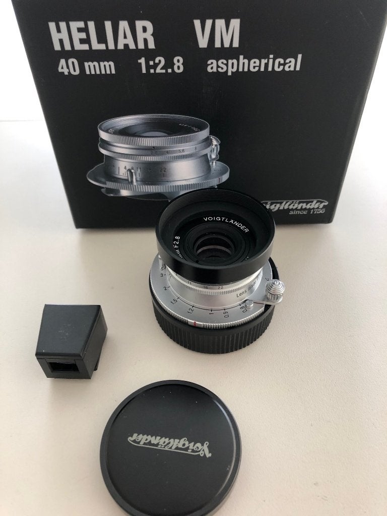 Voigtlander Heliar 40mm 2.5 aspherical m vatting met zoeker, Audio, Tv en Foto, Fotografie | Lenzen en Objectieven, Handmatige focus