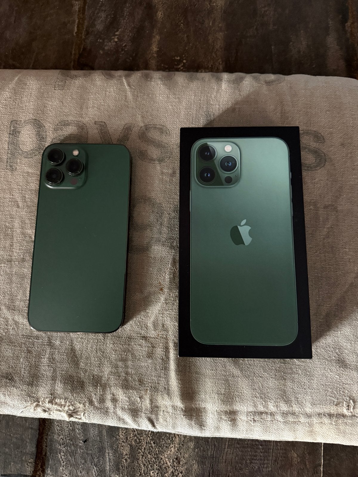 iPhone 13 Pro Max 256GB Groen - 87% batterijconditie, Telecommunicatie, Ophalen of Verzenden, IPhone 13 Pro Max, 87 %, Zonder simlock