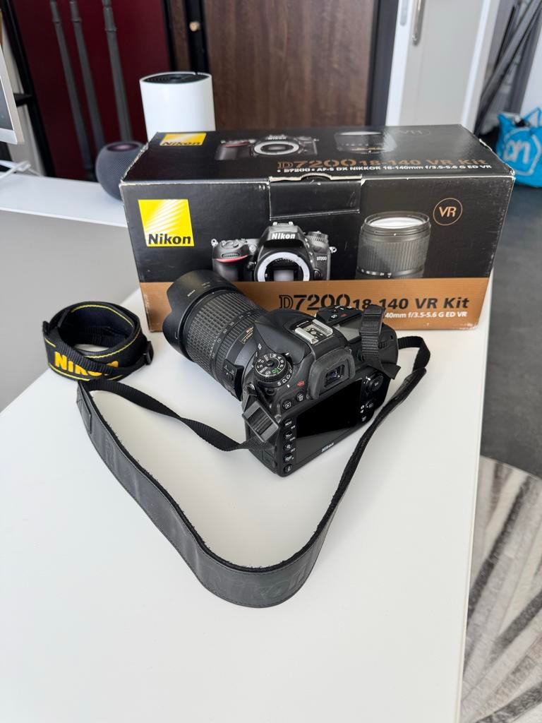 Nikon D7200 spiegelreflexcamera met 18-140mm VR lens, Spiegelreflex, Ophalen of Verzenden, Zo goed als nieuw, Nikon