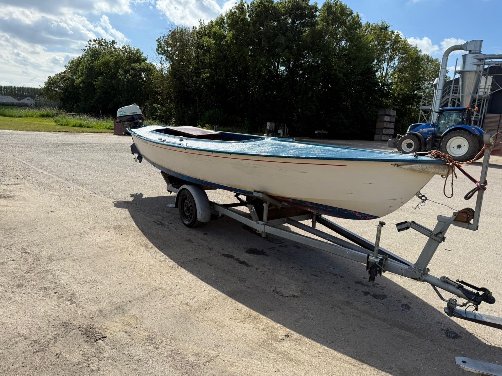 Leuk zeilbootje  met Yamaha buitenboordmotor en trailer, Ophalen, Gebruikt