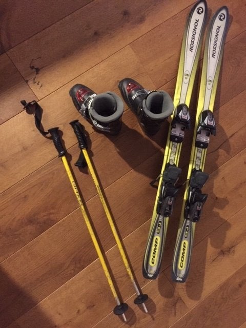 ski's met schoenen en stokken, Sport en Fitness, Ophalen, Gebruikt, 100 tot 140 cm, Rossignol