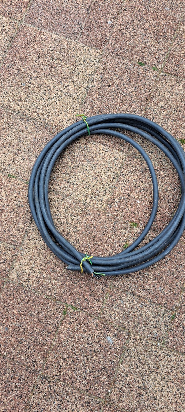 4 meter grondkabel 5 x 2.5 mm, Doe-het-zelf en Verbouw, Ophalen of Verzenden, Gebruikt, Kabel of Snoer