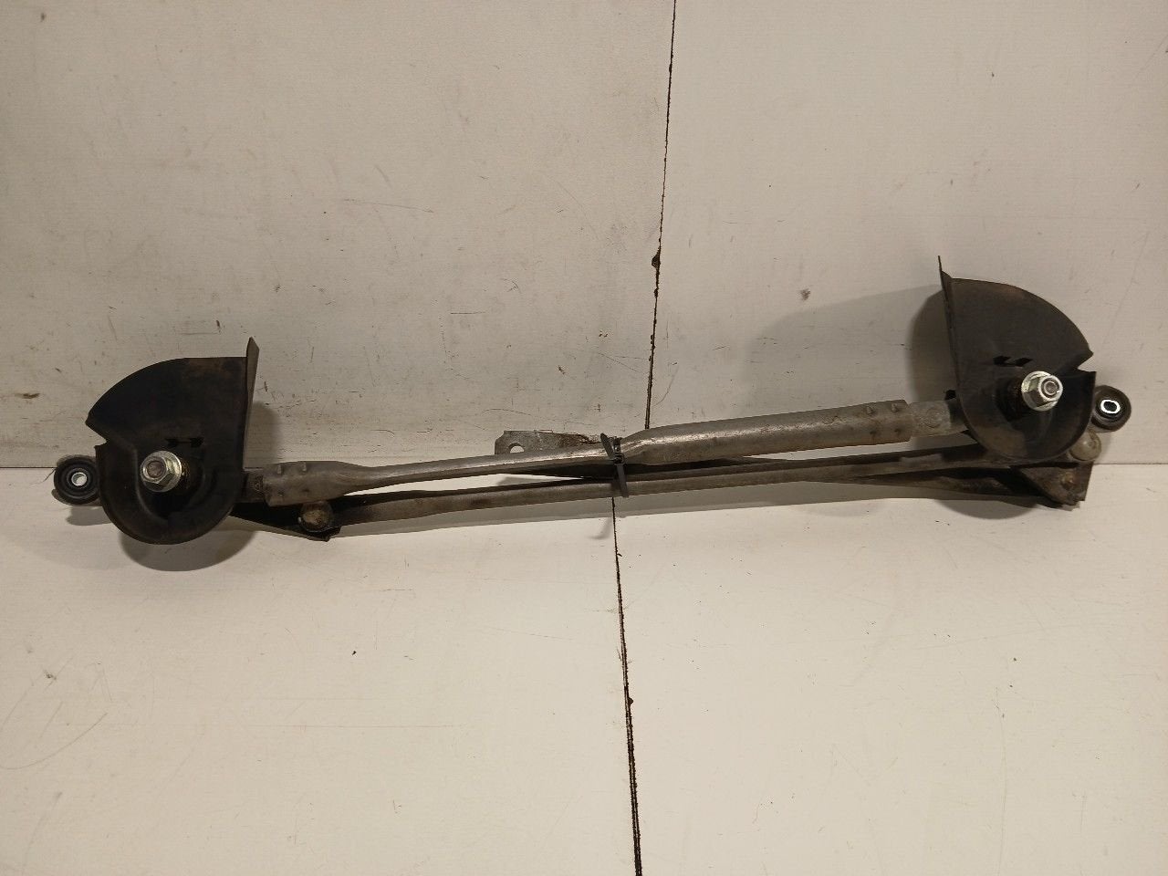 Ruitenwisser mechaniek voor Mitsubishi Outlander, Onderdelen@venauto.nl, Van der Ven Autorecycling B.V., Gebruikt, Ettenseweg 76, 4706 PB Roosendaal, The Netherlands