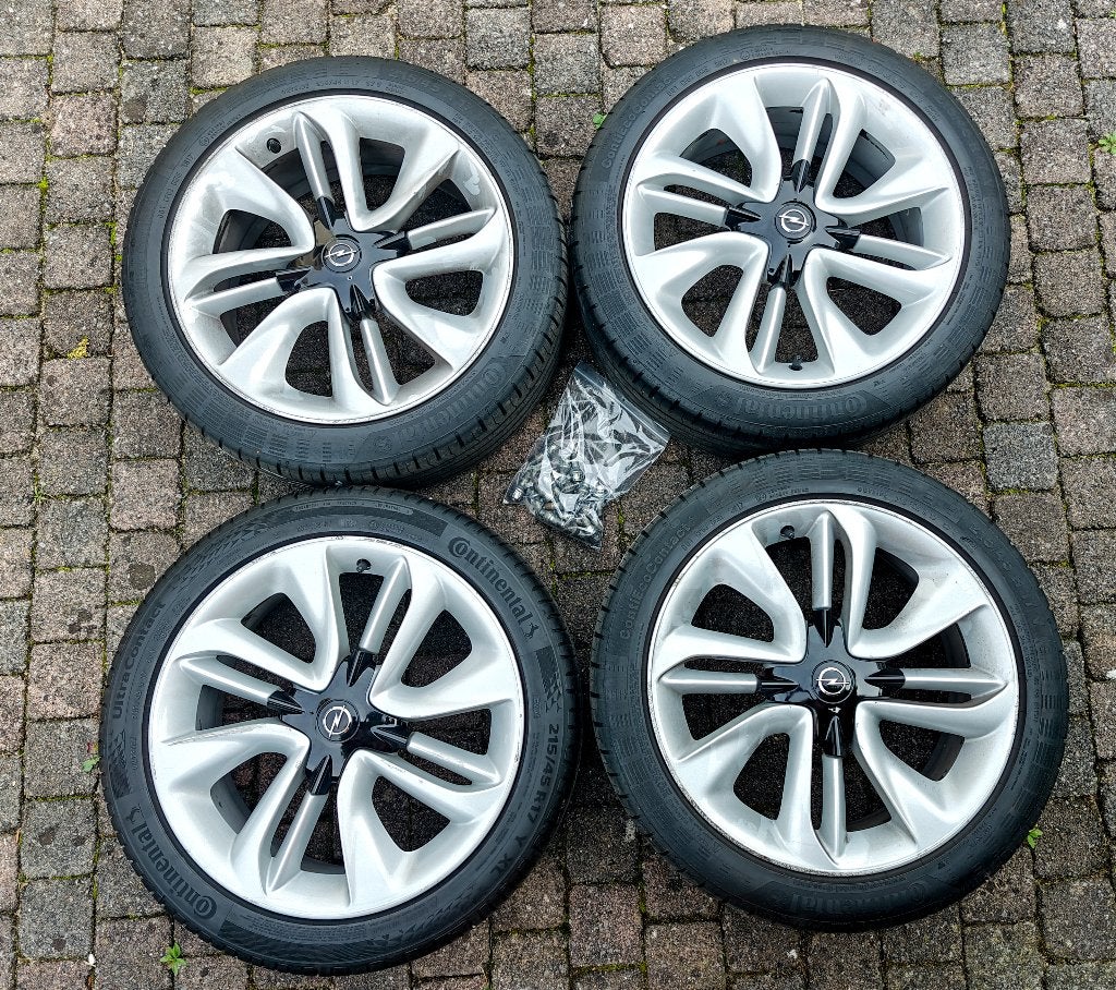 4x Zomerbanden Continental 215/45 R17 Opel velgen + sensoren, Auto-onderdelen, Ophalen, Banden en Velgen, 17 inch, Personenwagen